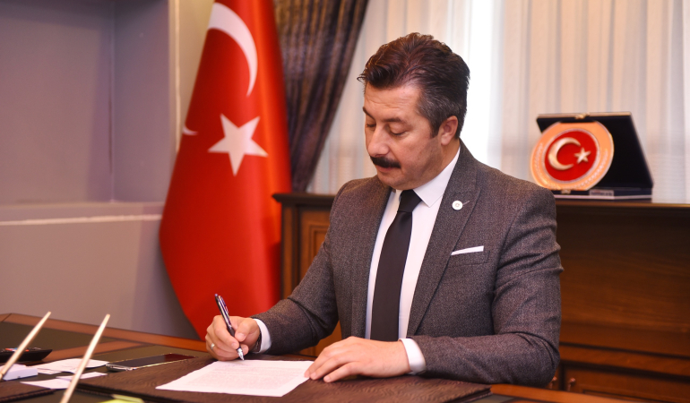 ERCAN ÖZEL