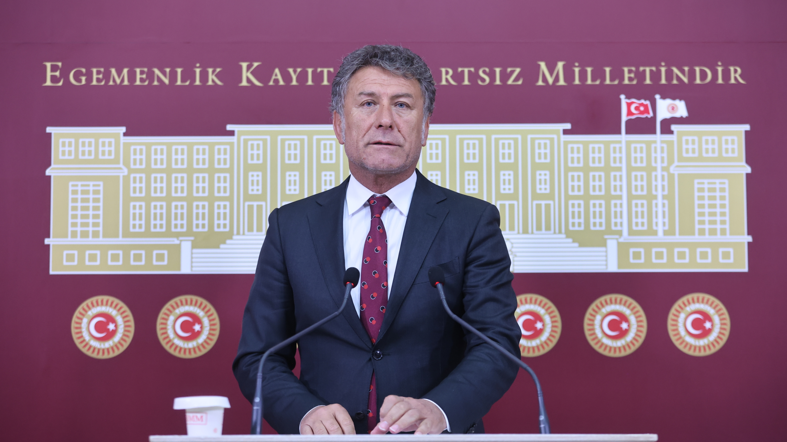 orhan sarıbal