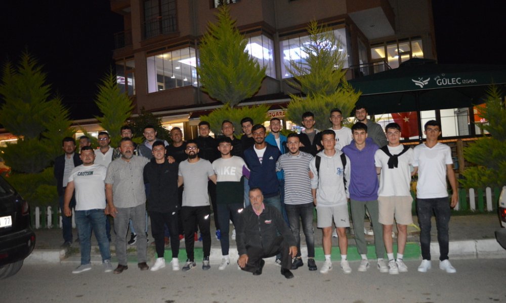 1000x600-7kzx-tesekkur-yemegi